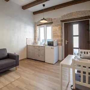 Nesatcium Apartman
